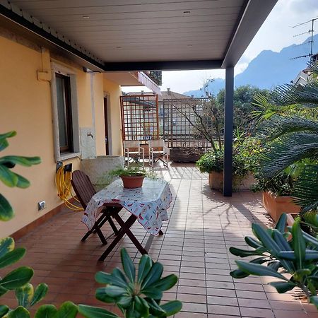 Appartamento La Terrazza Arco Exteriör bild