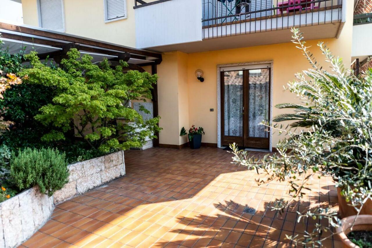Appartamento La Terrazza Arco Exteriör bild