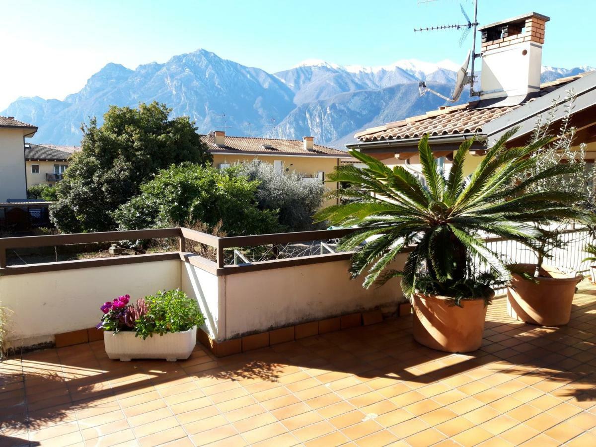 Appartamento La Terrazza Arco Exteriör bild